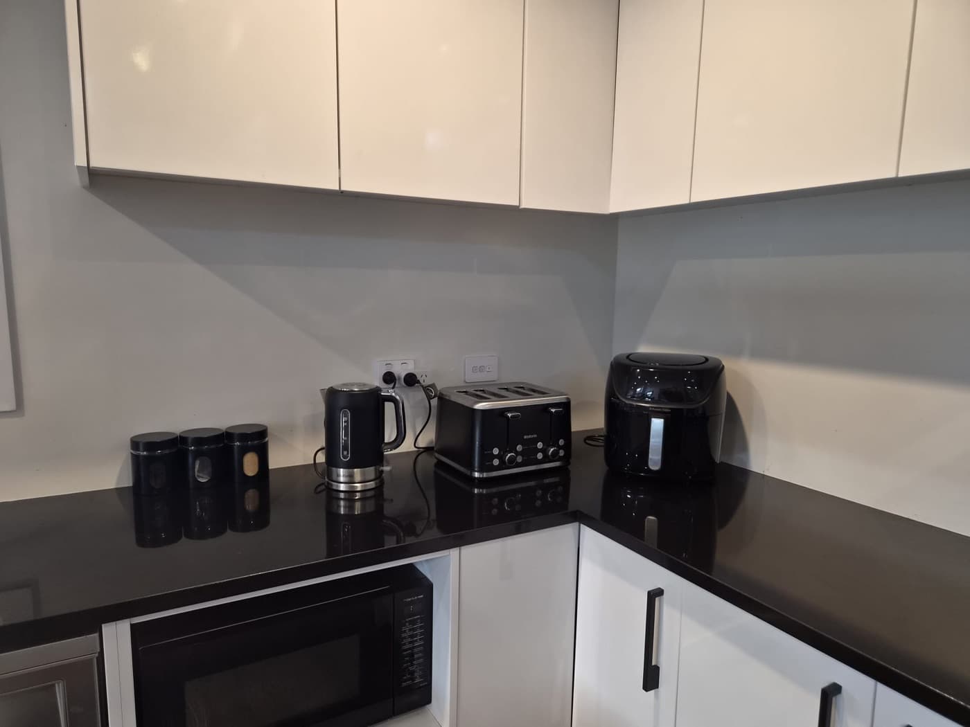 Kitchen appliances, the kettle, toaster and air fryer